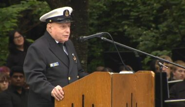 26-year Navy veteran travels 11 hours to honor fallen heroes in Northampton County | Northampton County
