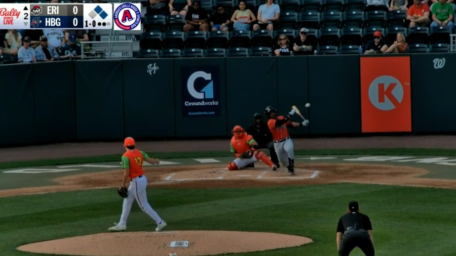 SeaWolves use six-run eighth to win sixth straight game
