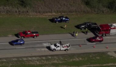 Crash stalls traffic on Parkway North in Allegheny County