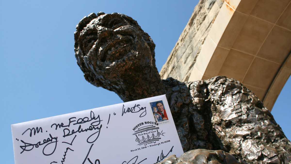 Mister Rogers stamp wins USPS contest, will now be reissued