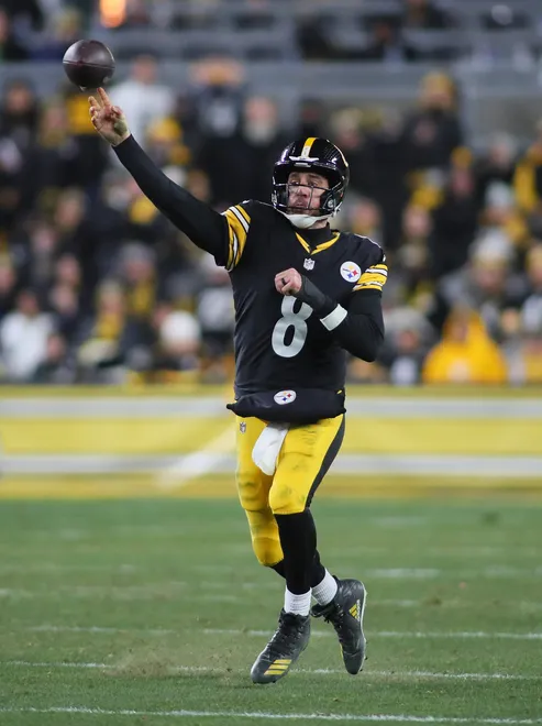 Pittsburgh Steelers quarterback Aaron Rodgers (8) fires the ball downfield during the second half of the NFL Wild Card game against the Houston Texans at Acrisure Stadium in Pittsburgh, PA on January 12, 2026.