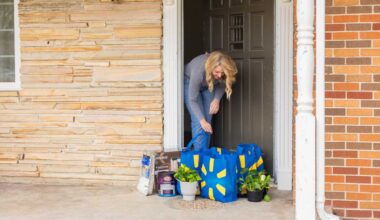 Walmart Offering 30-Minute Deliveries In Allentown Amid Growing Competition: What To Know
