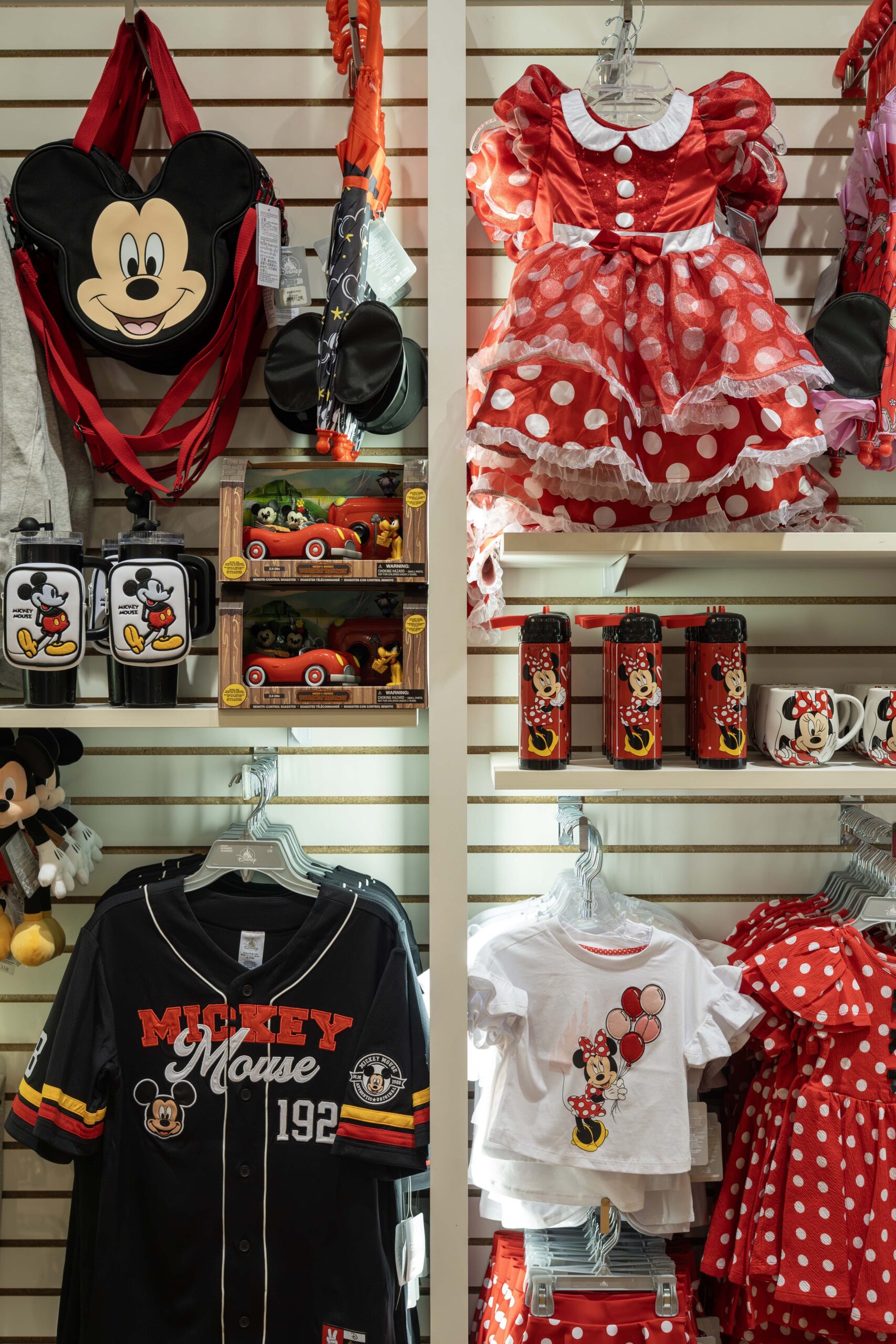 Disney Store Limited Time photos from Pittsburgh location