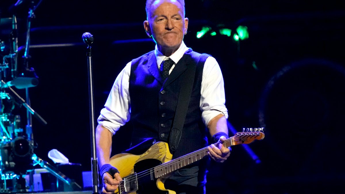 Bruce Springsteen’s Philadelphia concert postponed – NBC10 Philadelphia