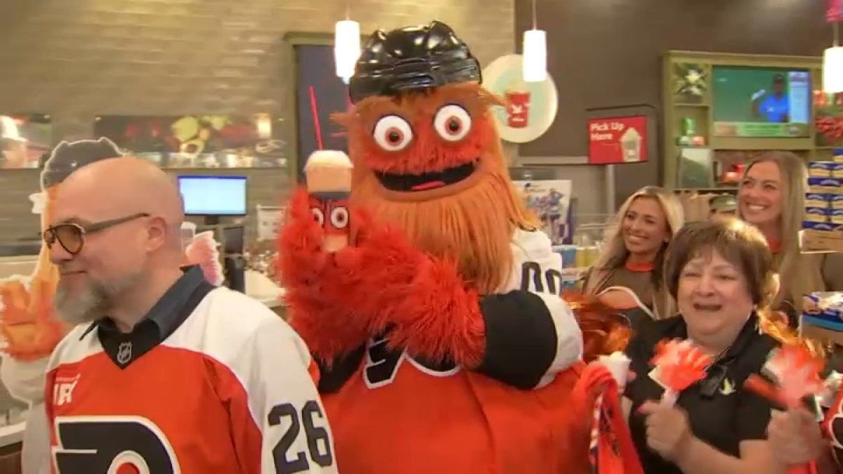 Wawa unveils new smoothie for Flyers’ mascot Gritty – NBC10 Philadelphia