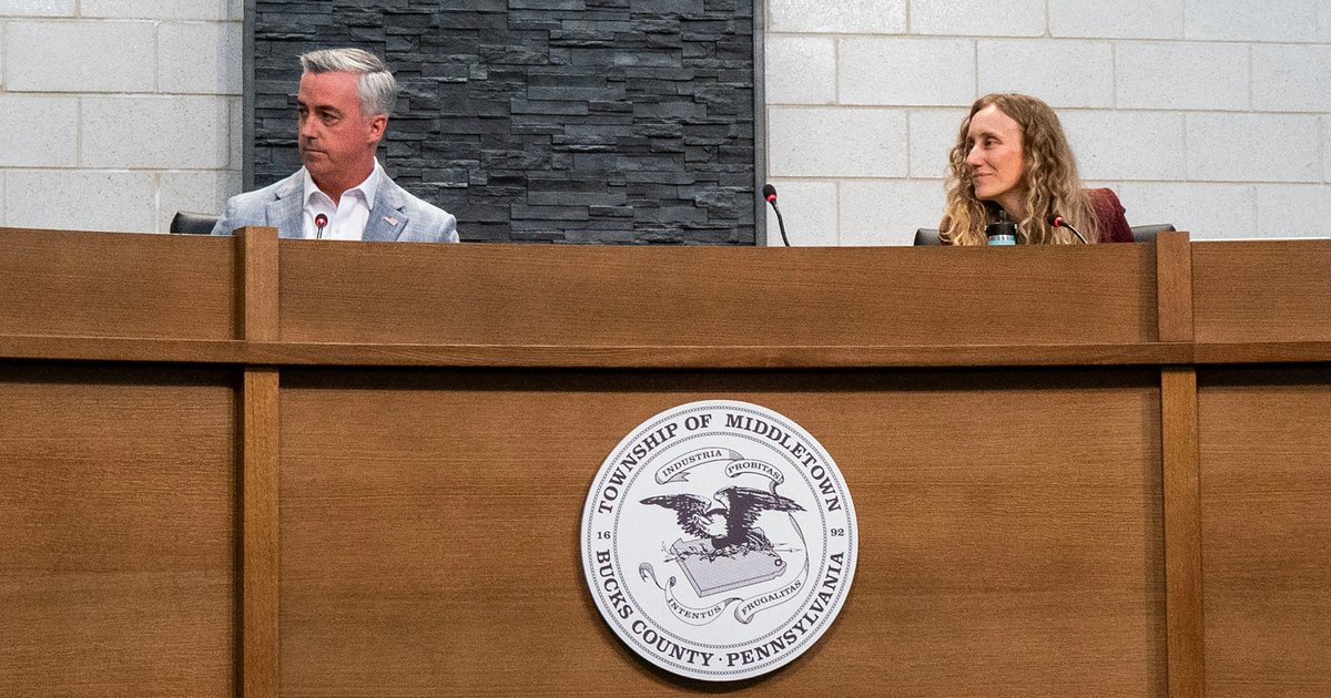 Why these two congressional districts outside Philly could be key to Democrats flipping the House