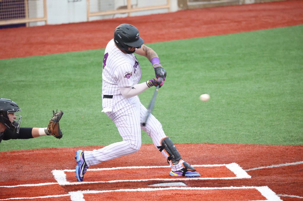 Lake Erie Crushers fall to Schaumburg’s late comeback – Morning Journal