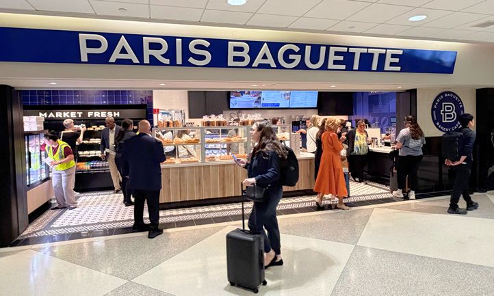 Paris Baguette Celebrates Major U.S. Milestone with 300th Café Opening at Philadelphia International Airport