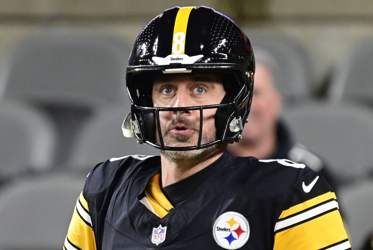 Pittsburgh Steelers sign QB Aaron Rodgers to 1-year deal
