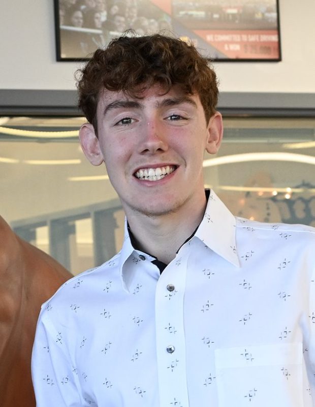 Head and shoulders of Seth Toal