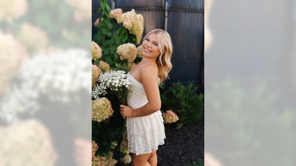 Meet Scholastic Superstar Molly Carter of Valley View High School
