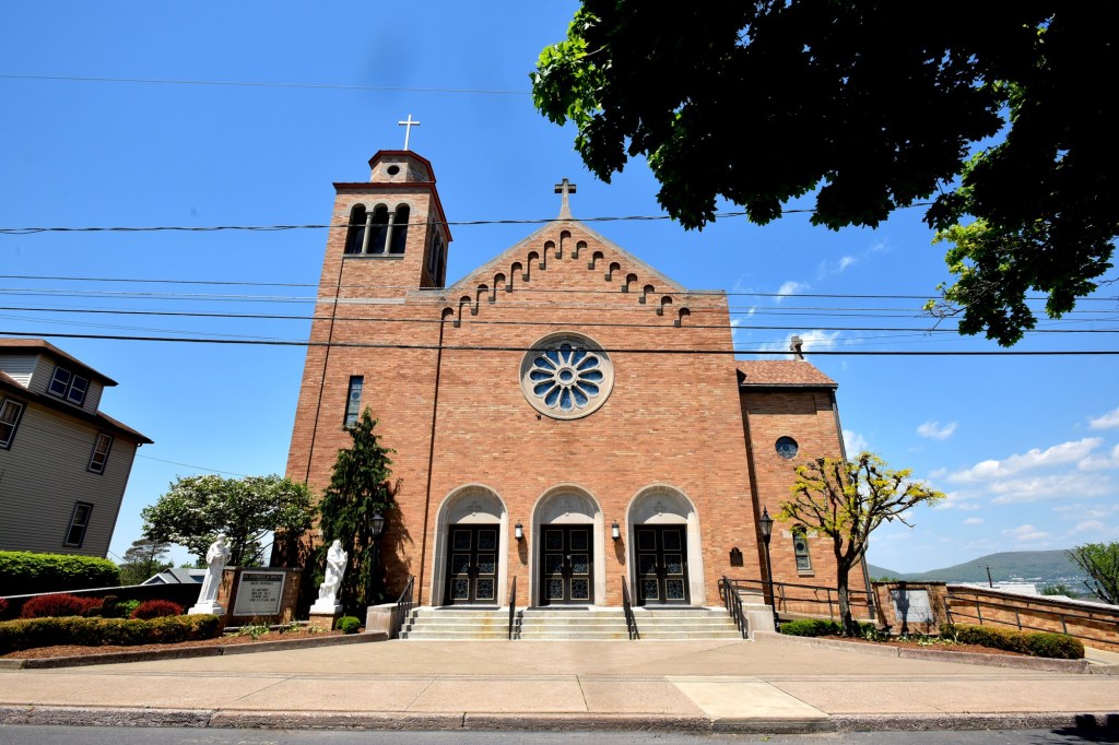 Diocese of Scranton to merge parishes and close church in Lackawanna County