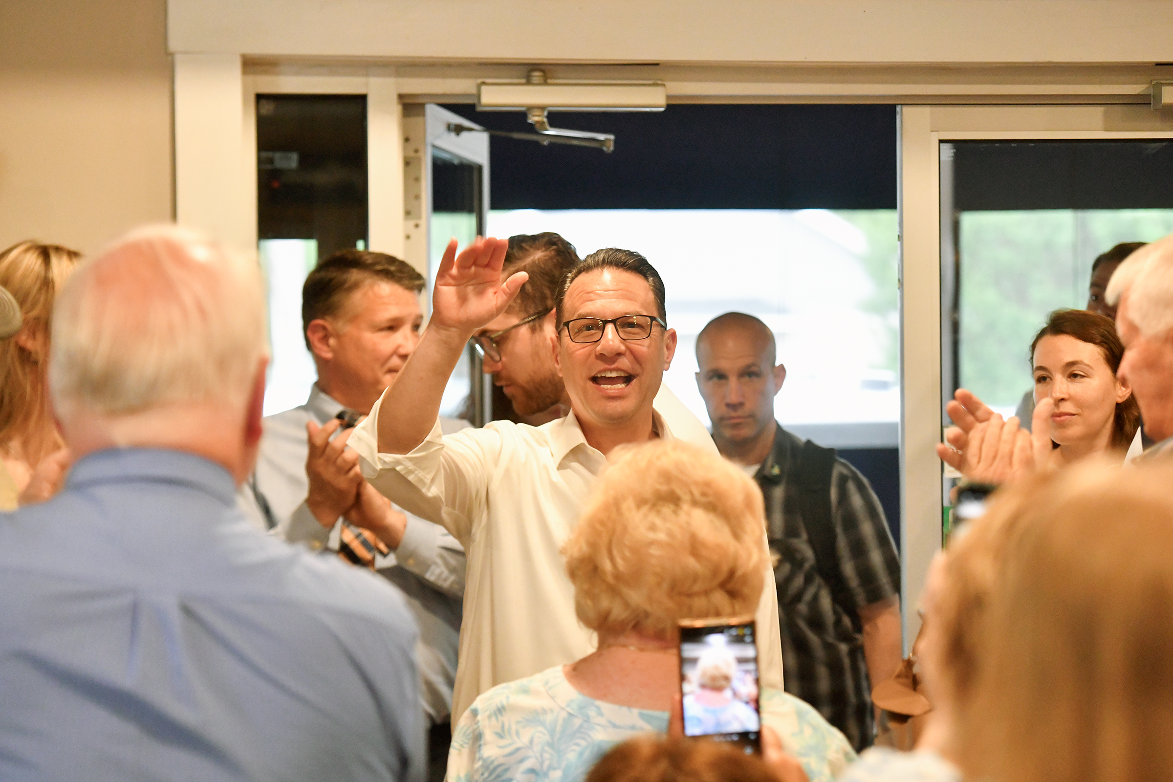Governor Josh Shapiro greets supporters at The Avenue Restaurant &...
