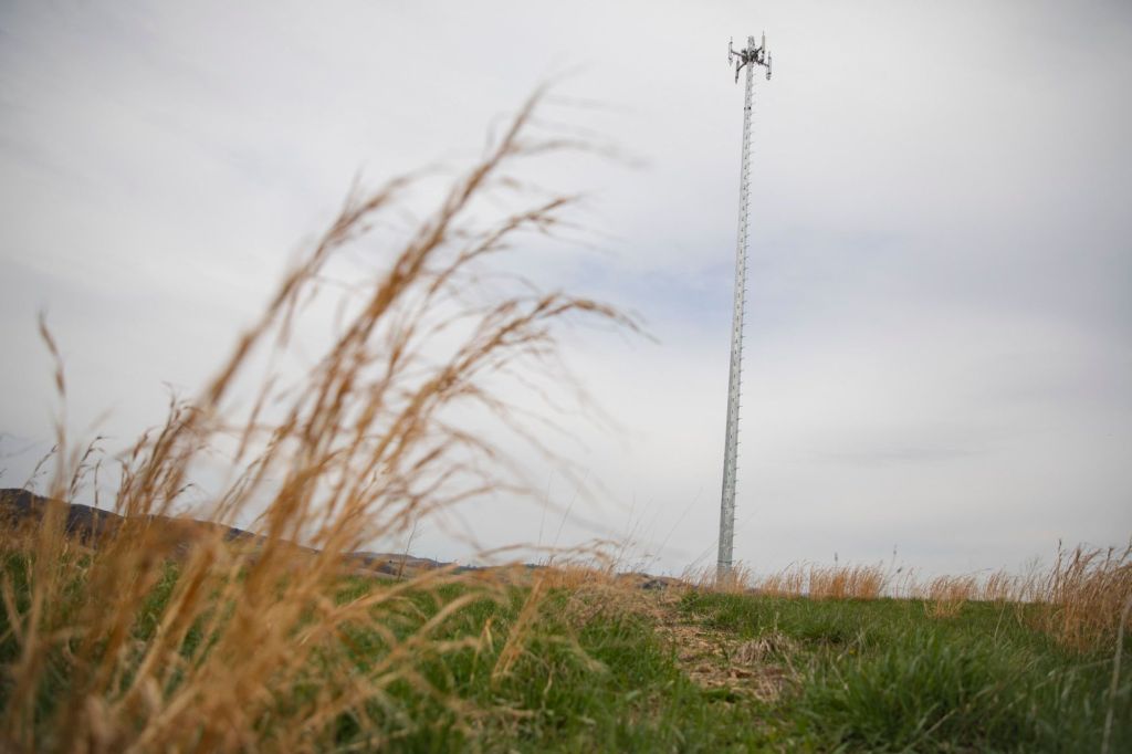 PA can move ahead with broadband expansion after feds back down on wage dispute