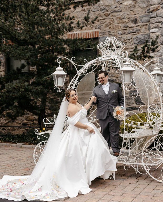 Katherine Agostini and Kyle Moshinsky (TMT Weddings)
