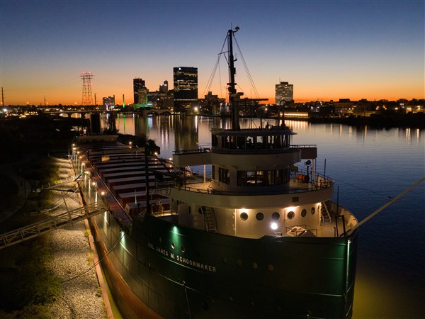 New exhibit shows everyday changes for a healthy Lake Erie