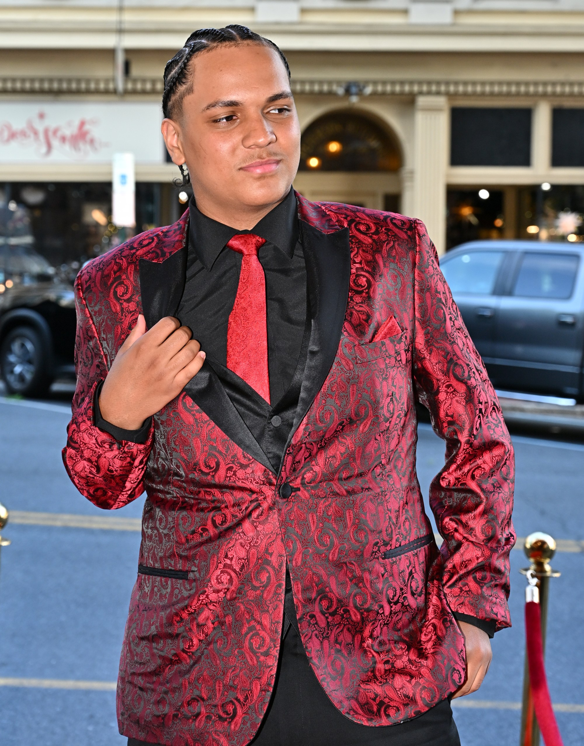 Bethlehem Catholic High School held its prom Saturday, May 16, 2026, at Hotel Bethlehem. Students and their guests arrive to the big night. (April Gamiz/The Morning Call)