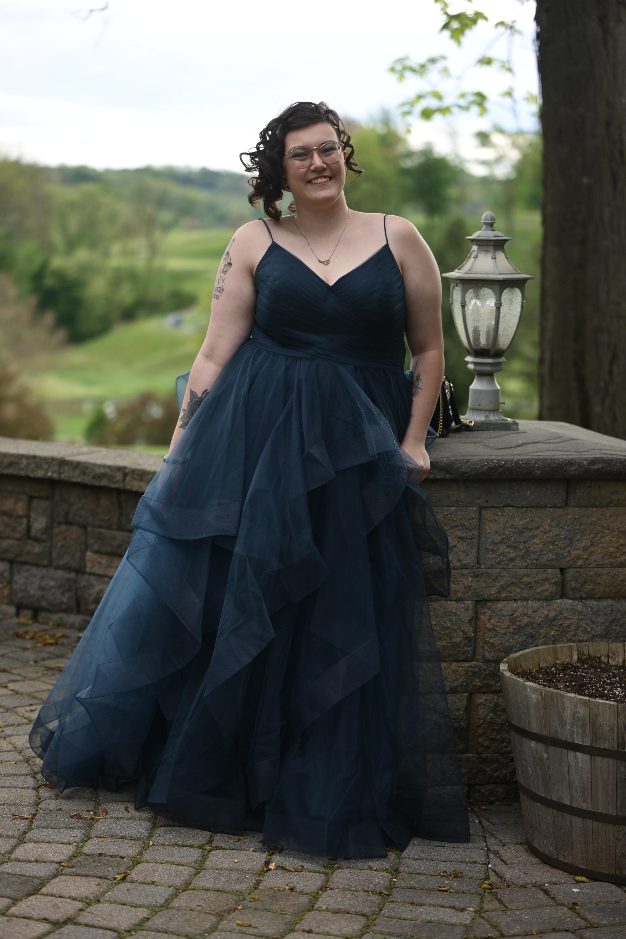 Catasauqua High School held its prom Friday, May 15, 2026, at Woodstone Country Club in Danielsville. Students and their guests arrive to the big night. (Monica Cabrera/The Morning Call)
