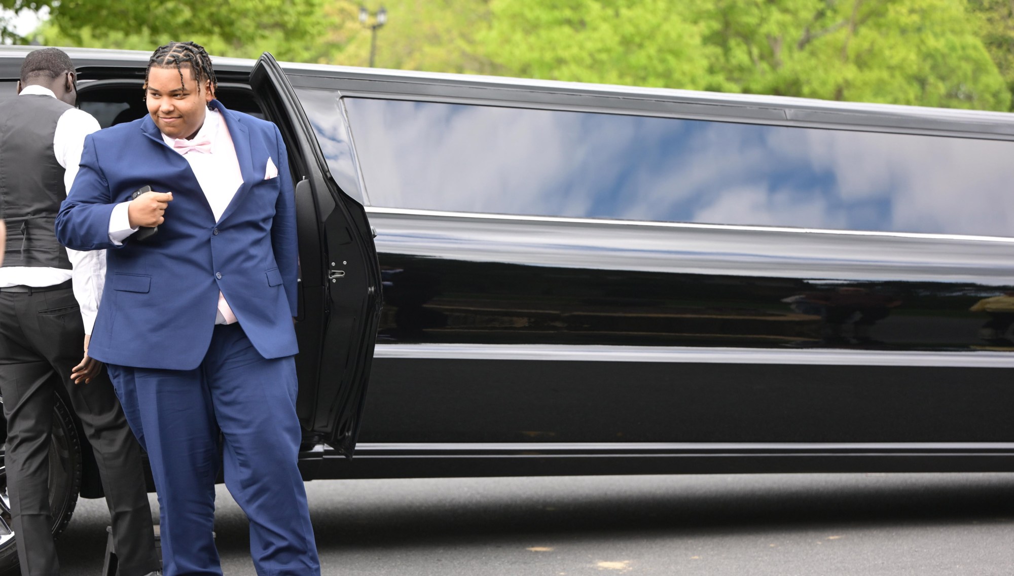 Catasauqua High School held its prom Friday, May 15, 2026, at Woodstone Country Club in Danielsville. Students and their guests arrive to the big night. (Monica Cabrera/The Morning Call)