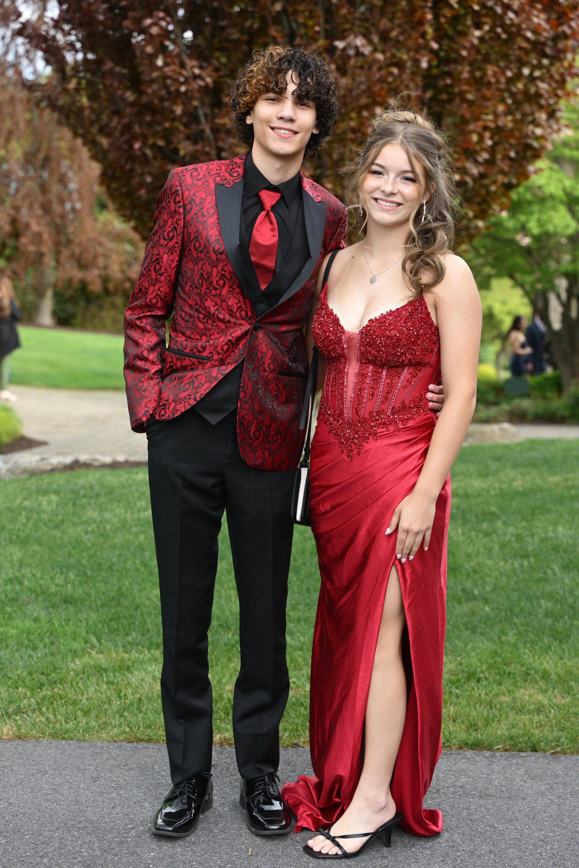 Catasauqua High School held its prom Friday, May 15, 2026, at Woodstone Country Club in Danielsville. Students and their guests arrive to the big night. (Monica Cabrera/The Morning Call)