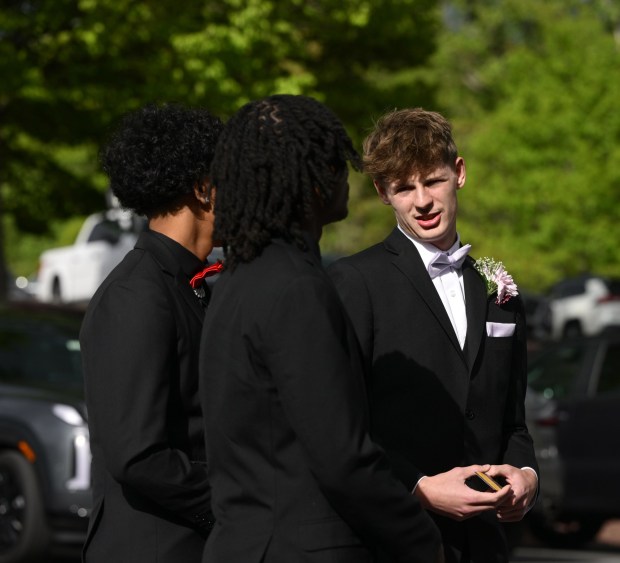 Catasauqua High School held its prom Friday, May 15, 2026, at Woodstone Country Club in Danielsville. Students and their guests arrive to the big night. (Monica Cabrera/The Morning Call)