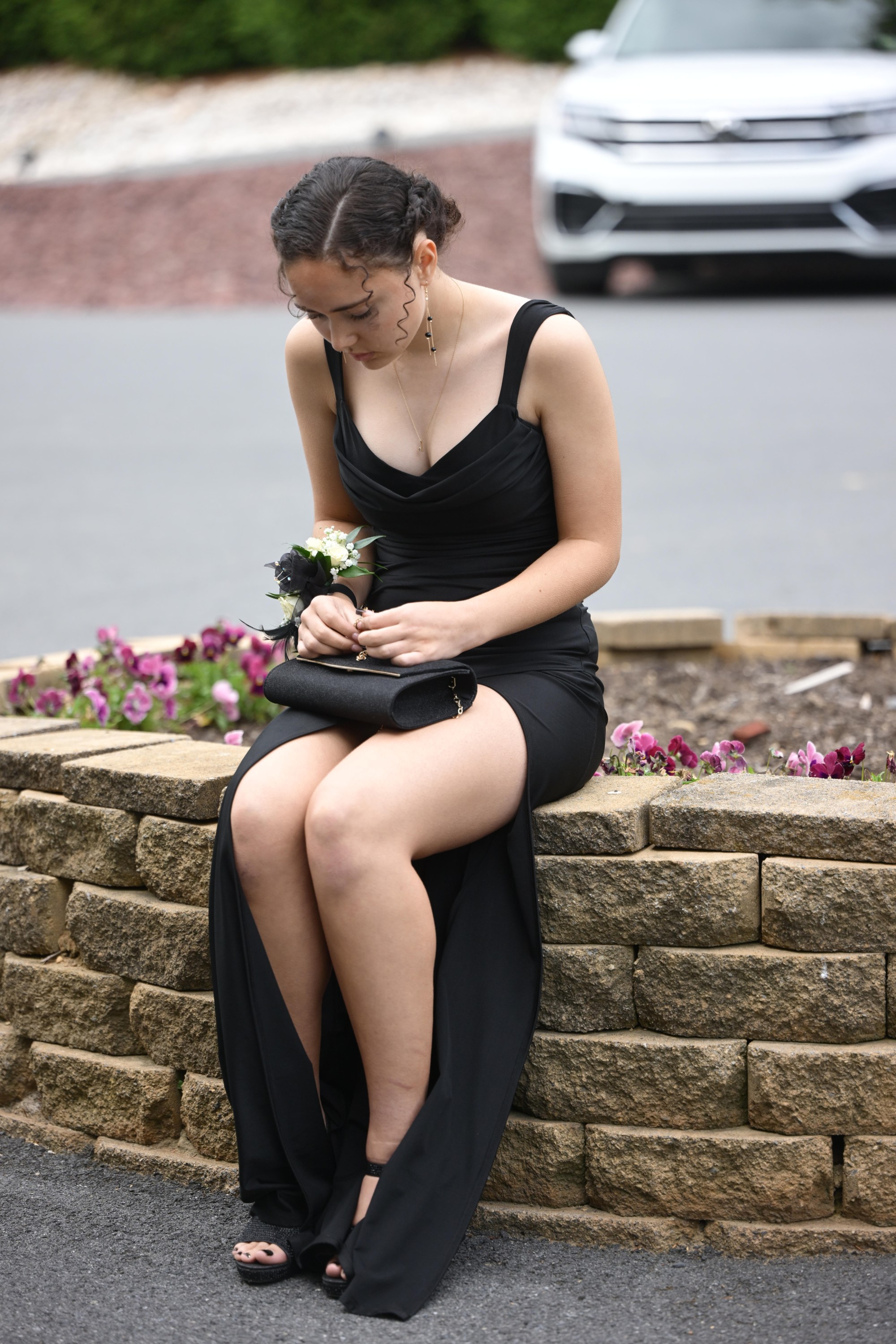 Catasauqua High School held its prom Friday, May 15, 2026, at Woodstone Country Club in Danielsville. Students and their guests arrive to the big night. (Monica Cabrera/The Morning Call)