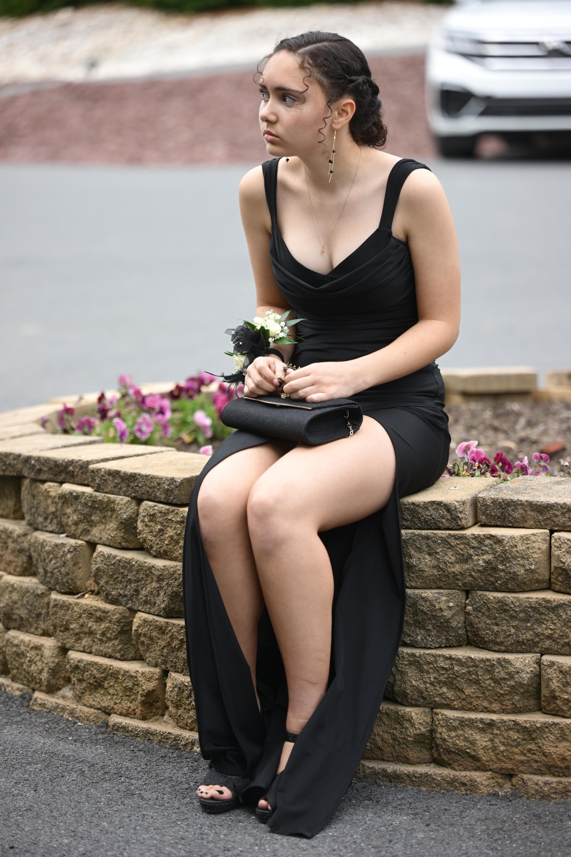Catasauqua High School held its prom Friday, May 15, 2026, at Woodstone Country Club in Danielsville. Students and their guests arrive to the big night. (Monica Cabrera/The Morning Call)