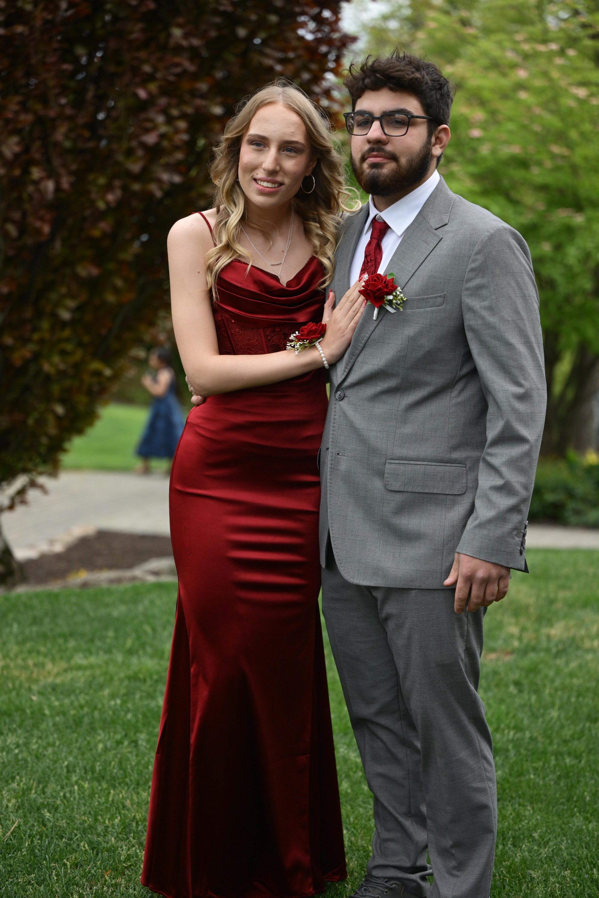 Catasauqua High School held its prom Friday, May 15, 2026, at Woodstone Country Club in Danielsville. Students and their guests arrive to the big night. (Monica Cabrera/The Morning Call)