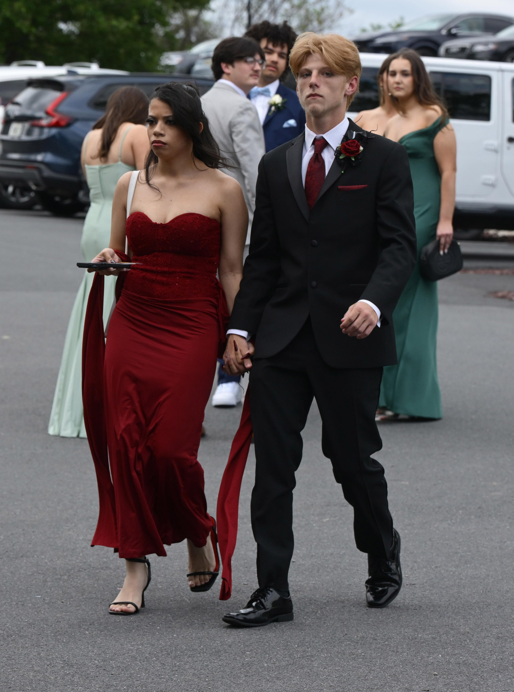Catasauqua High School held its prom Friday, May 15, 2026, at Woodstone Country Club in Danielsville. Students and their guests arrive to the big night. (Monica Cabrera/The Morning Call)