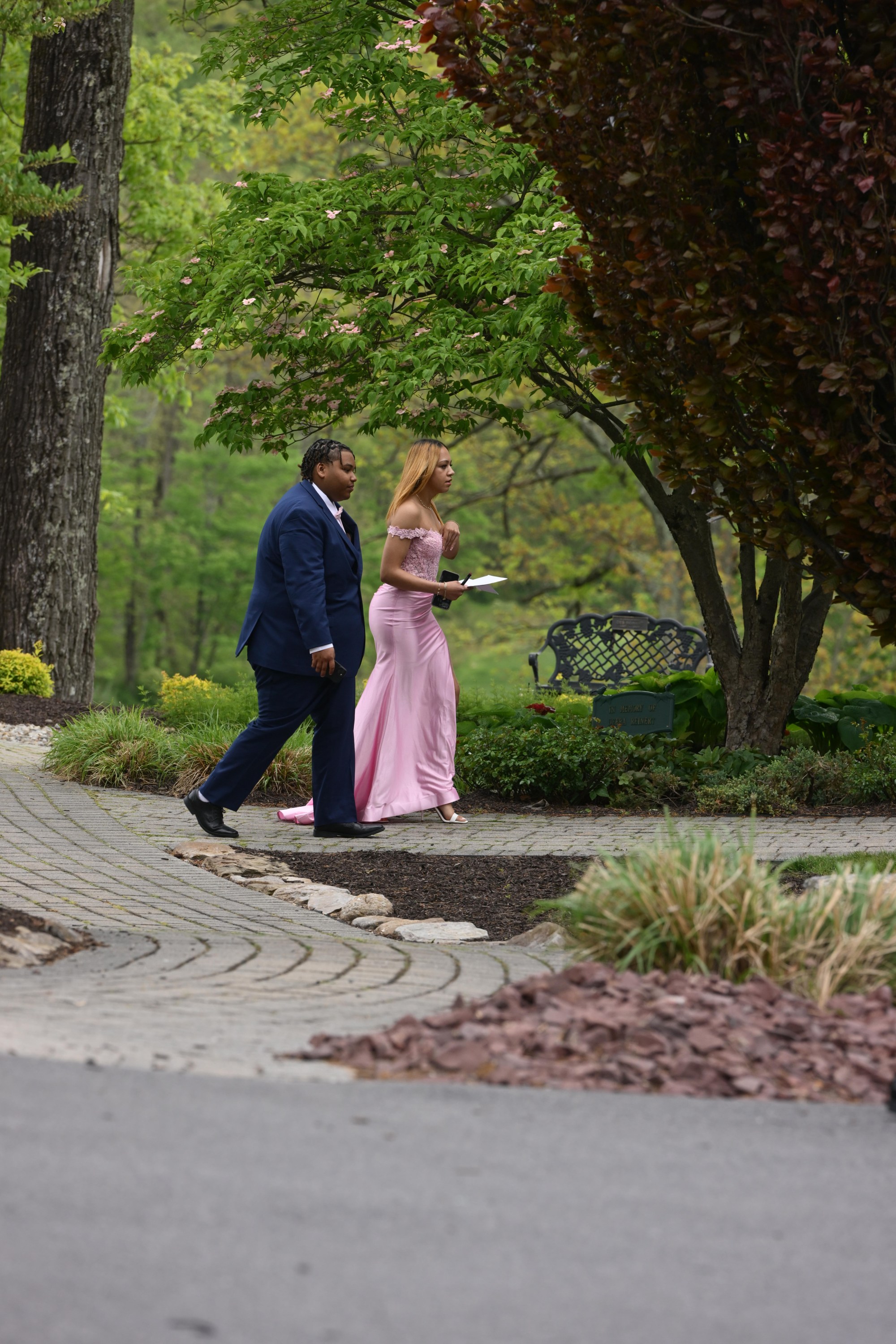 Catasauqua High School held its prom Friday, May 15, 2026, at Woodstone Country Club in Danielsville. Students and their guests arrive to the big night. (Monica Cabrera/The Morning Call)