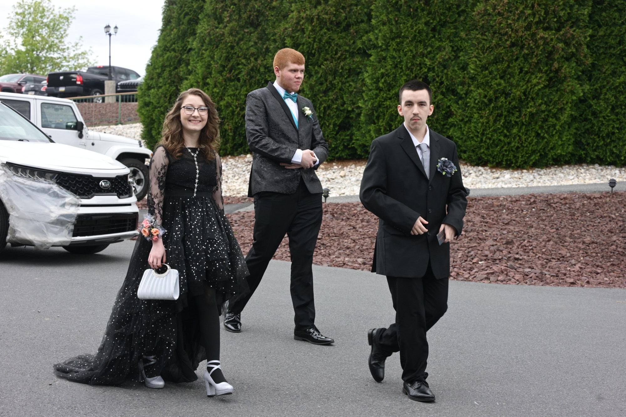 Catasauqua High School held its prom Friday, May 15, 2026, at Woodstone Country Club in Danielsville. Students and their guests arrive to the big night. (Monica Cabrera/The Morning Call)