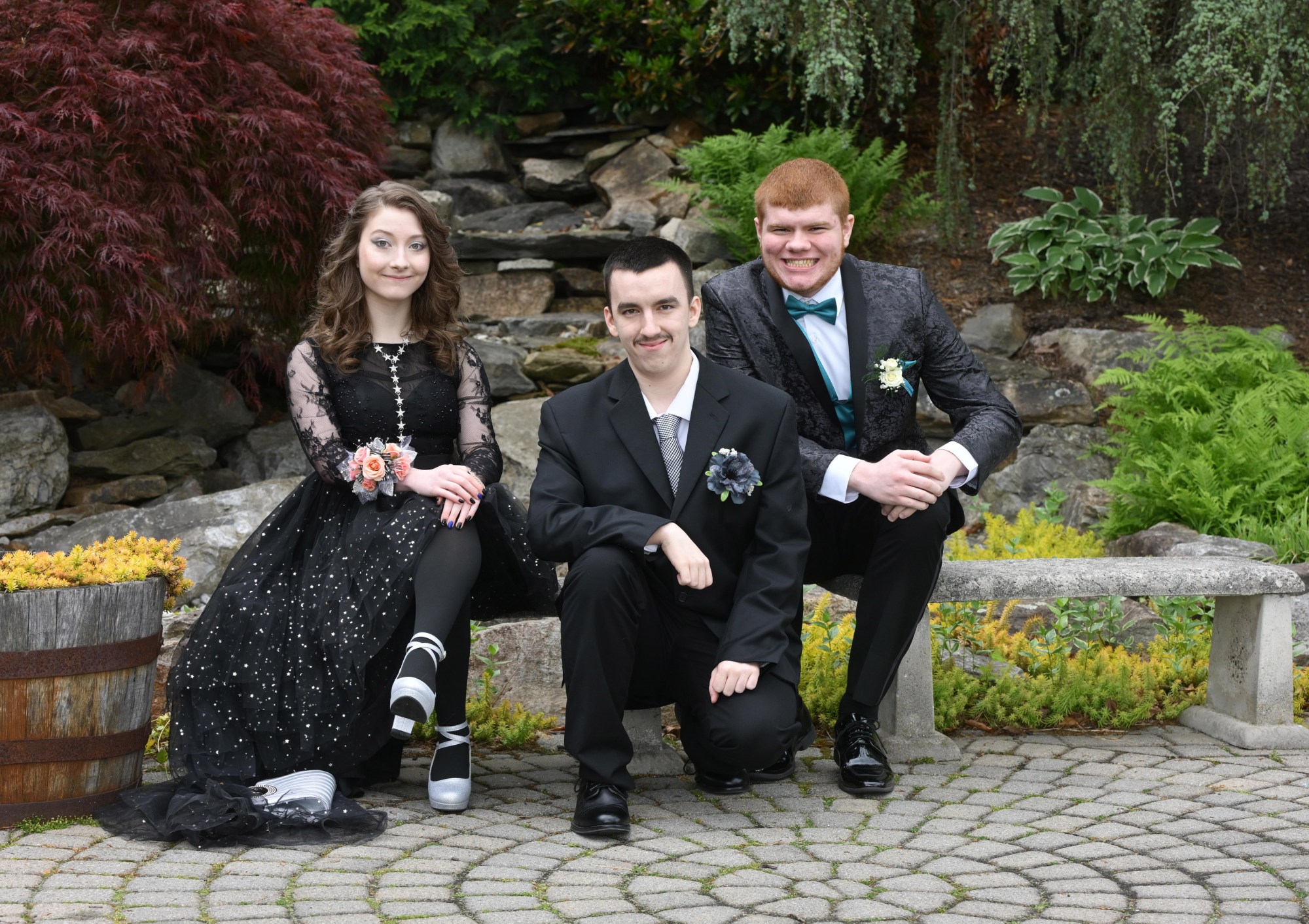 Catasauqua High School held its prom Friday, May 15, 2026, at Woodstone Country Club in Danielsville. Students and their guests arrive to the big night. (Monica Cabrera/The Morning Call)