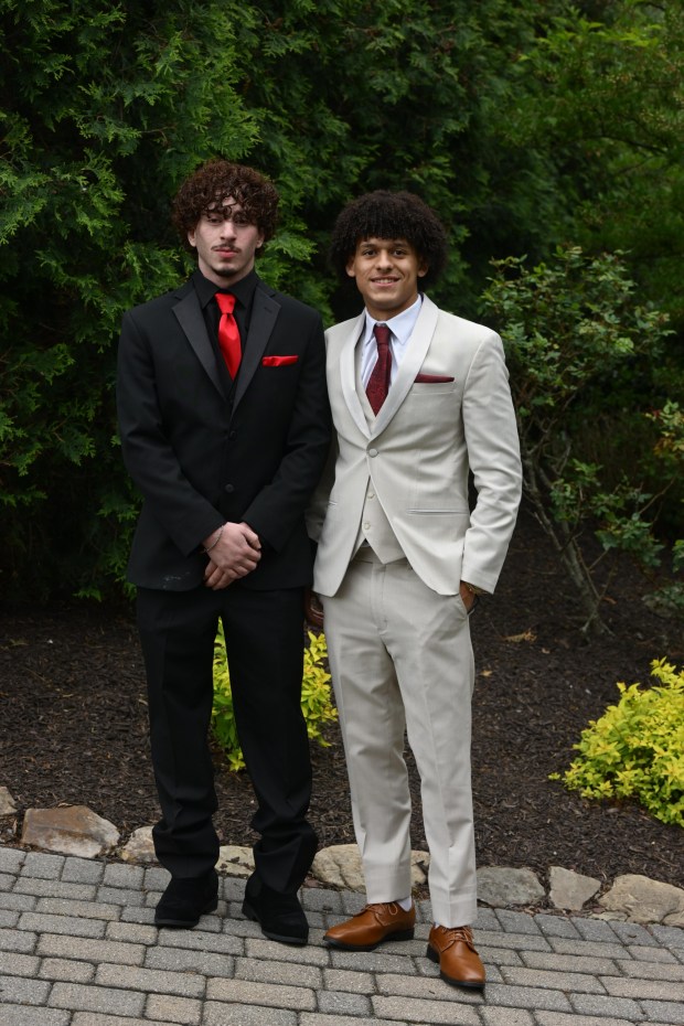 Catasauqua High School held its prom Friday, May 15, 2026, at Woodstone Country Club in Danielsville. Students and their guests arrive to the big night. (Monica Cabrera/The Morning Call)