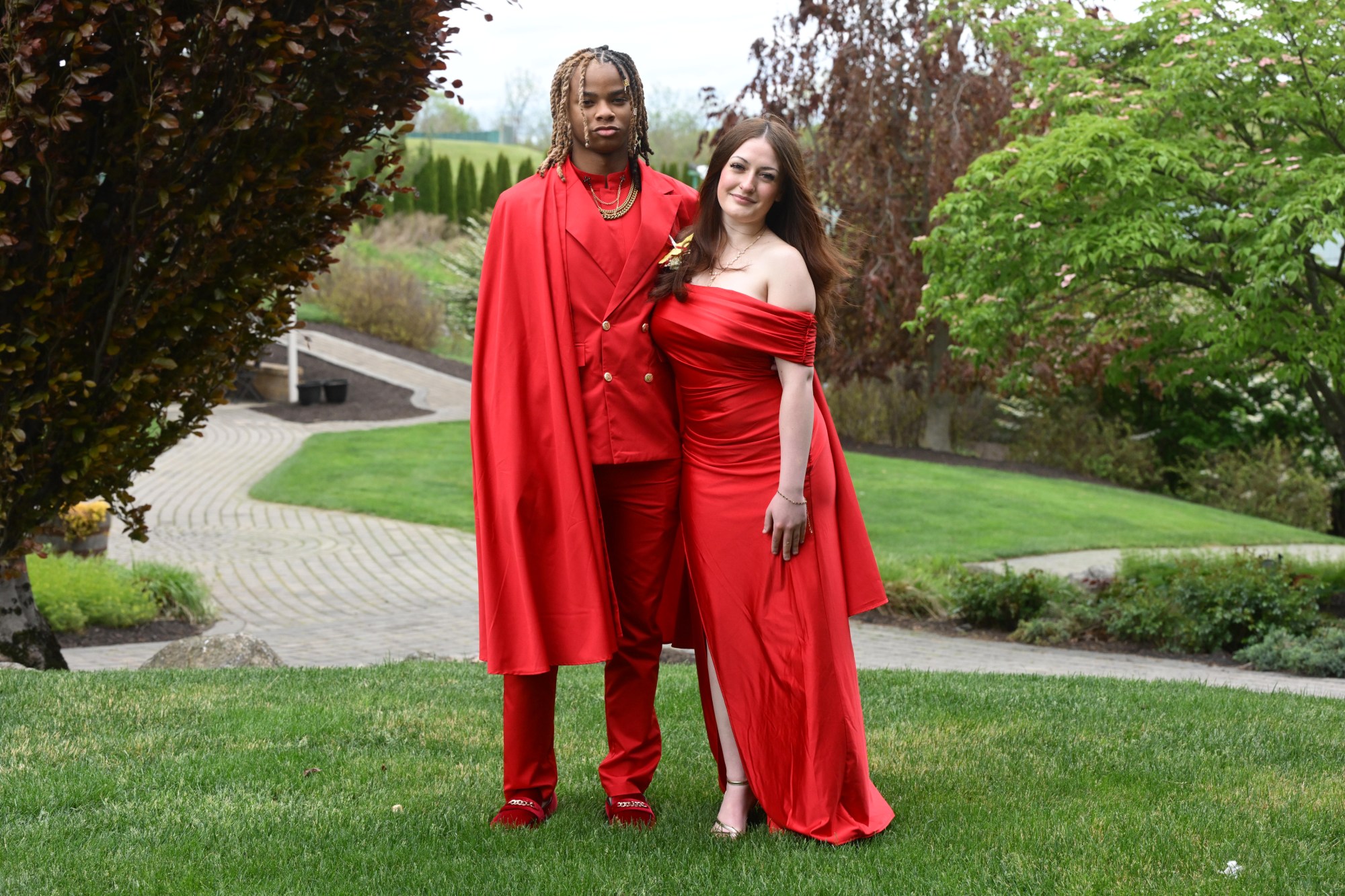 Catasauqua High School held its prom Friday, May 15, 2026, at Woodstone Country Club in Danielsville. Students and their guests arrive to the big night. (Monica Cabrera/The Morning Call)