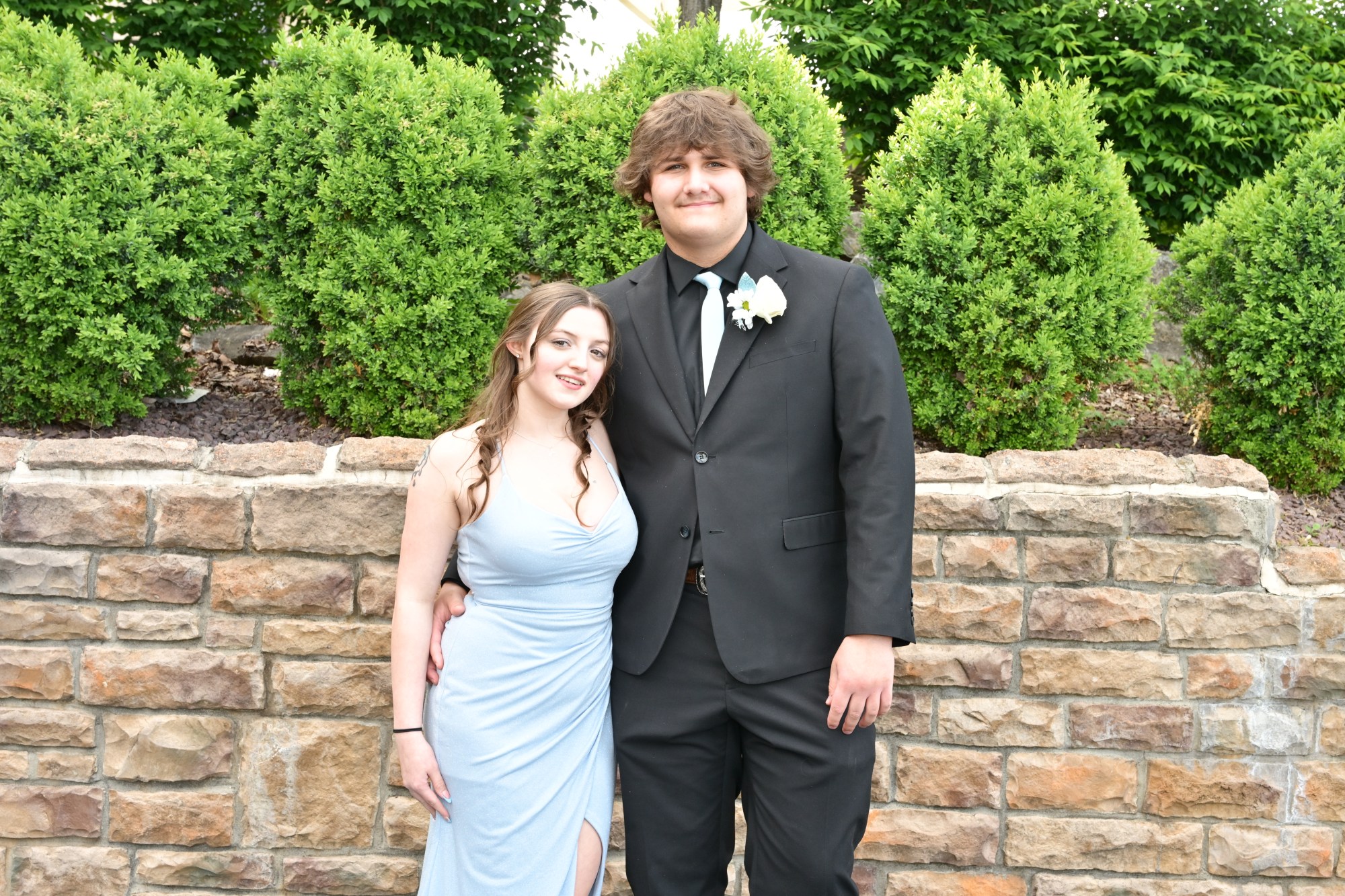 Emmaus High School held its senior prom Friday, May 8, 2026, at The Palace Center in Allentown. Students and their guests arrive to the big night. (April Gamiz/The Morning Call)