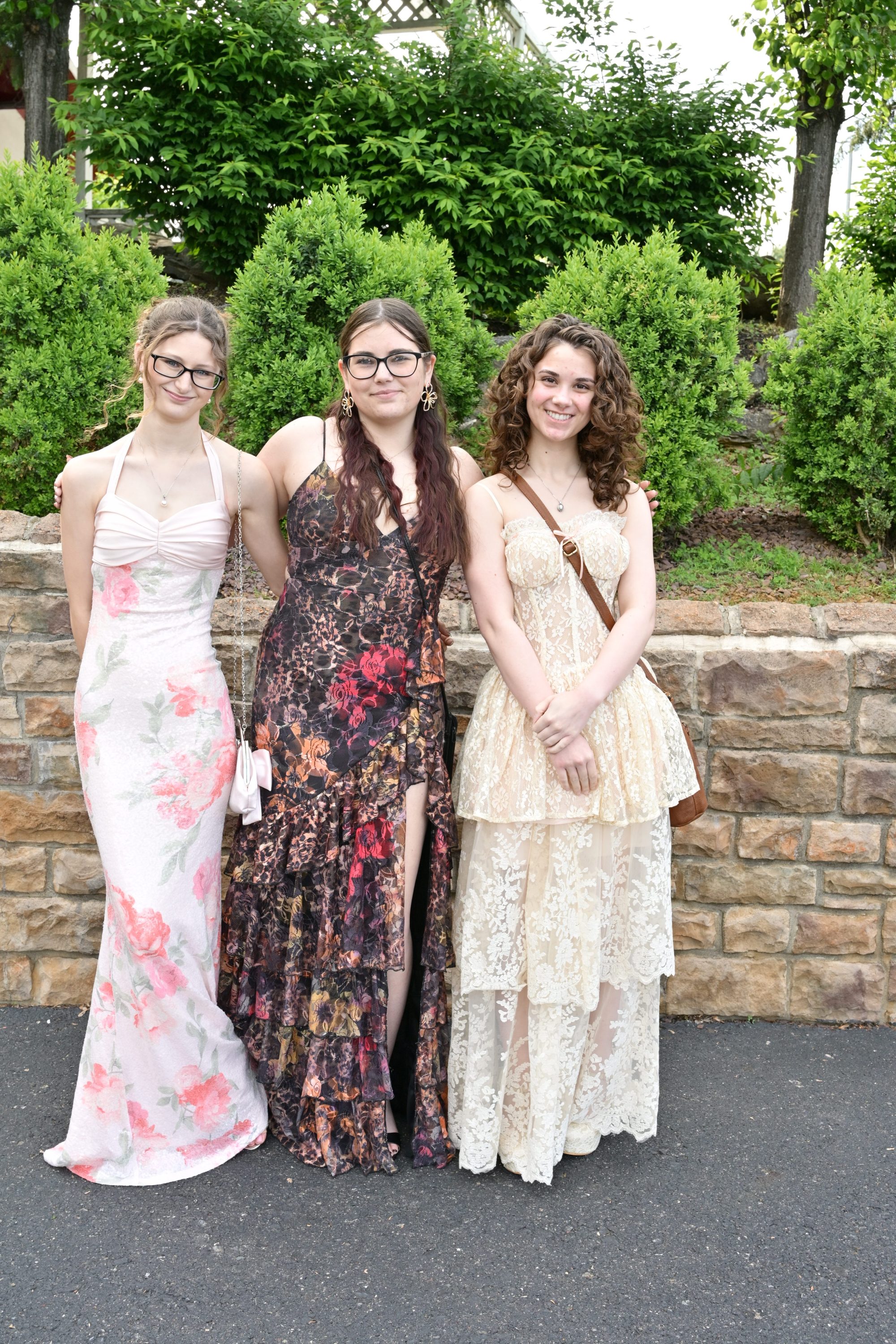 Emmaus High School held its senior prom Friday, May 8, 2026, at The Palace Center in Allentown. Students and their guests arrive to the big night. (April Gamiz/The Morning Call)