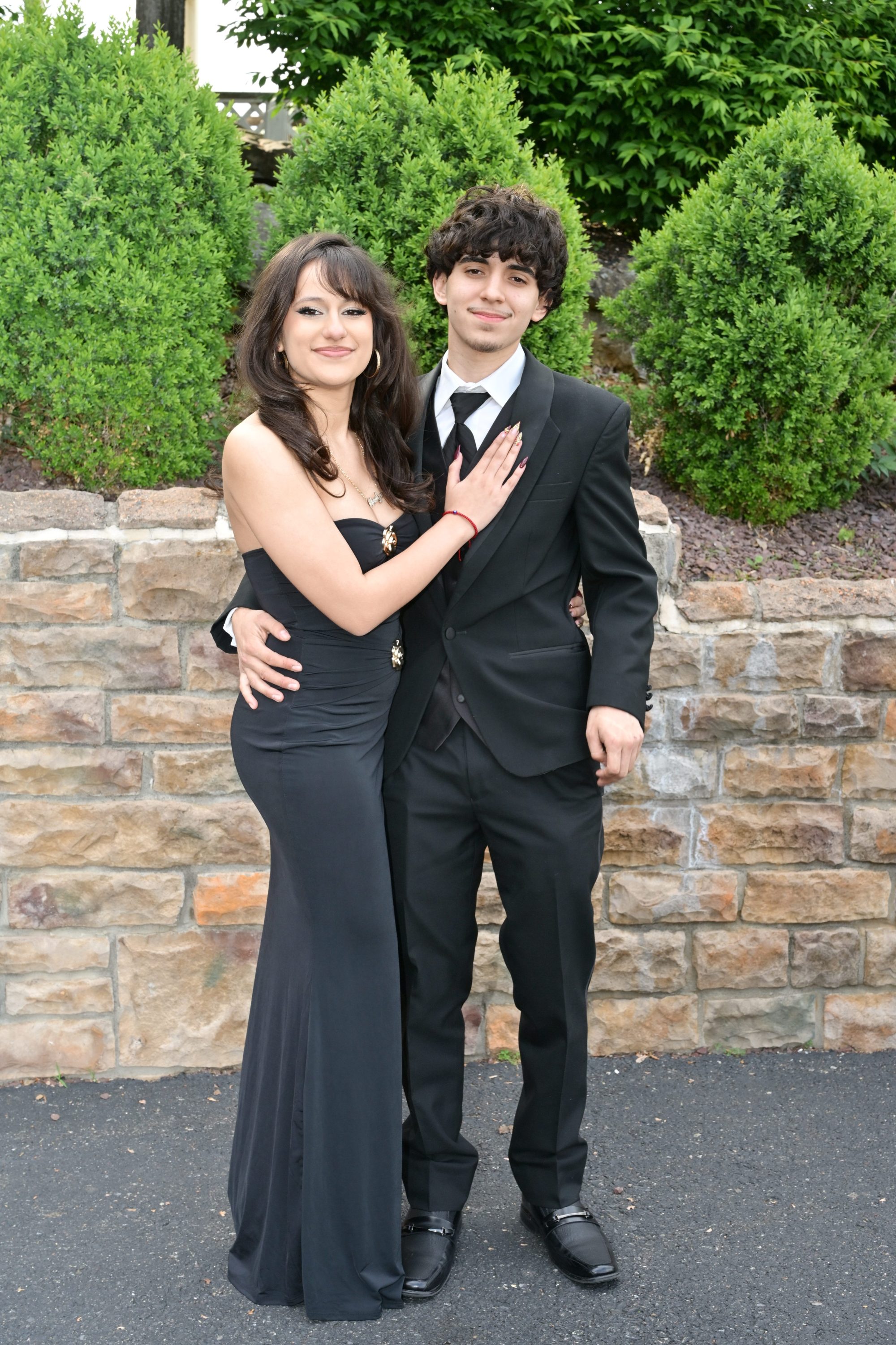 Emmaus High School held its senior prom Friday, May 8, 2026, at The Palace Center in Allentown. Students and their guests arrive to the big night. (April Gamiz/The Morning Call)