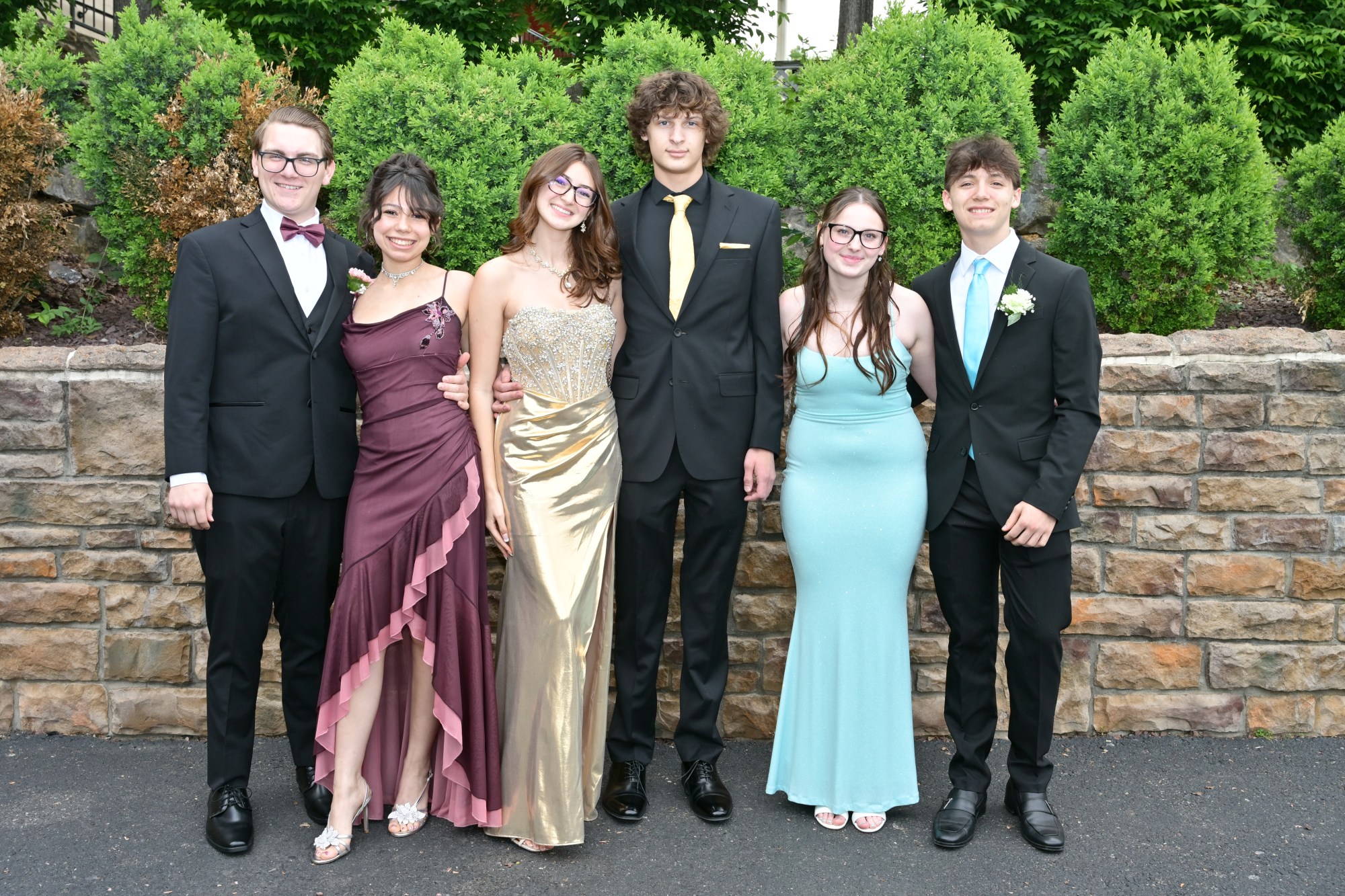 Emmaus High School held its senior prom Friday, May 8, 2026, at The Palace Center in Allentown. Students and their guests arrive to the big night. (April Gamiz/The Morning Call)