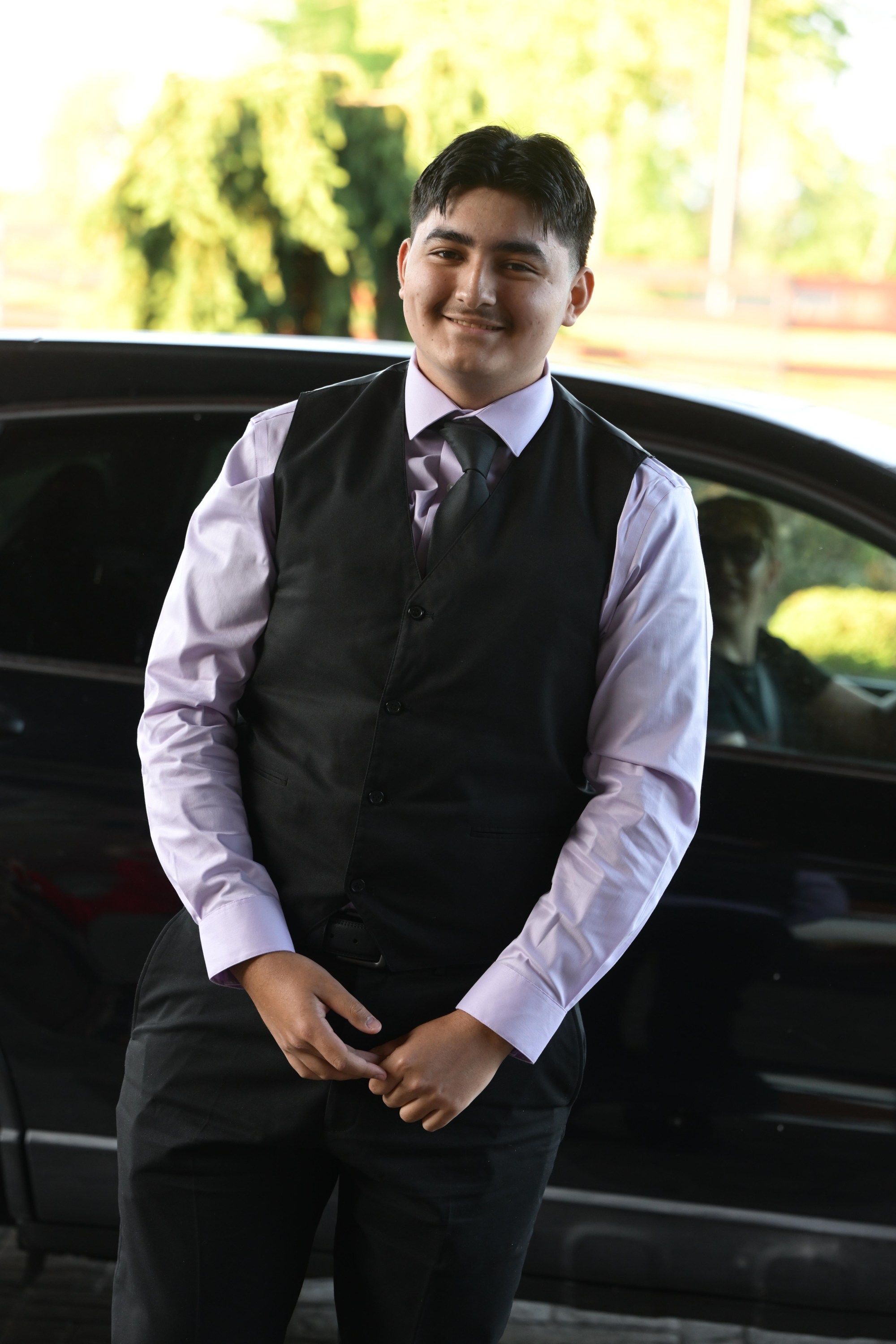 Executive Education Academy Charter School held its 2026 prom Friday, May 29, at The Club at Twin Lakes in North Whitehall Township. Students and their guests arrive to the big night. (Monica Cabrera/The Morning Call)