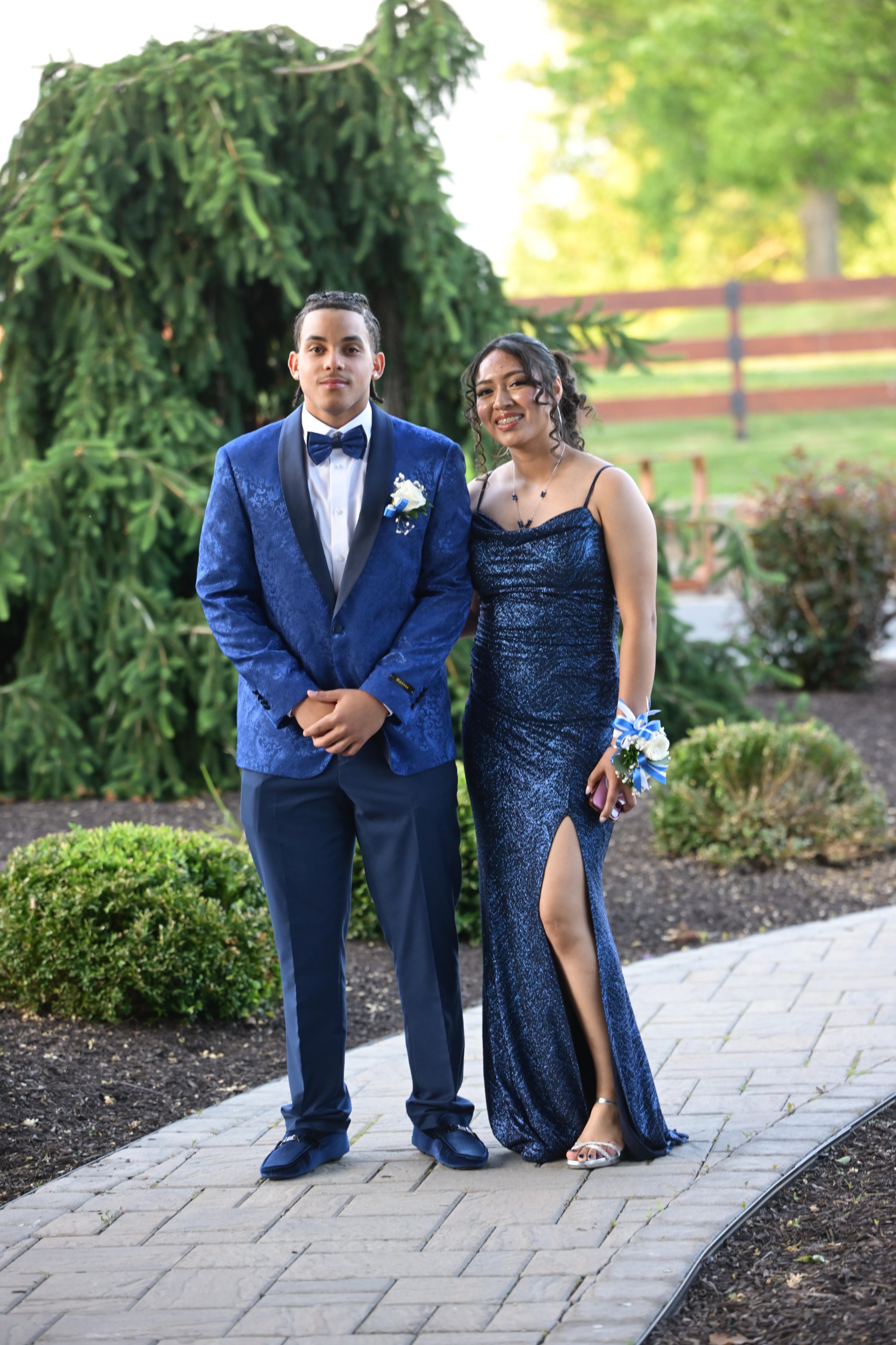 Executive Education Academy Charter School held its 2026 prom Friday, May 29, at The Club at Twin Lakes in North Whitehall Township. Students and their guests arrive to the big night. (Monica Cabrera/The Morning Call)