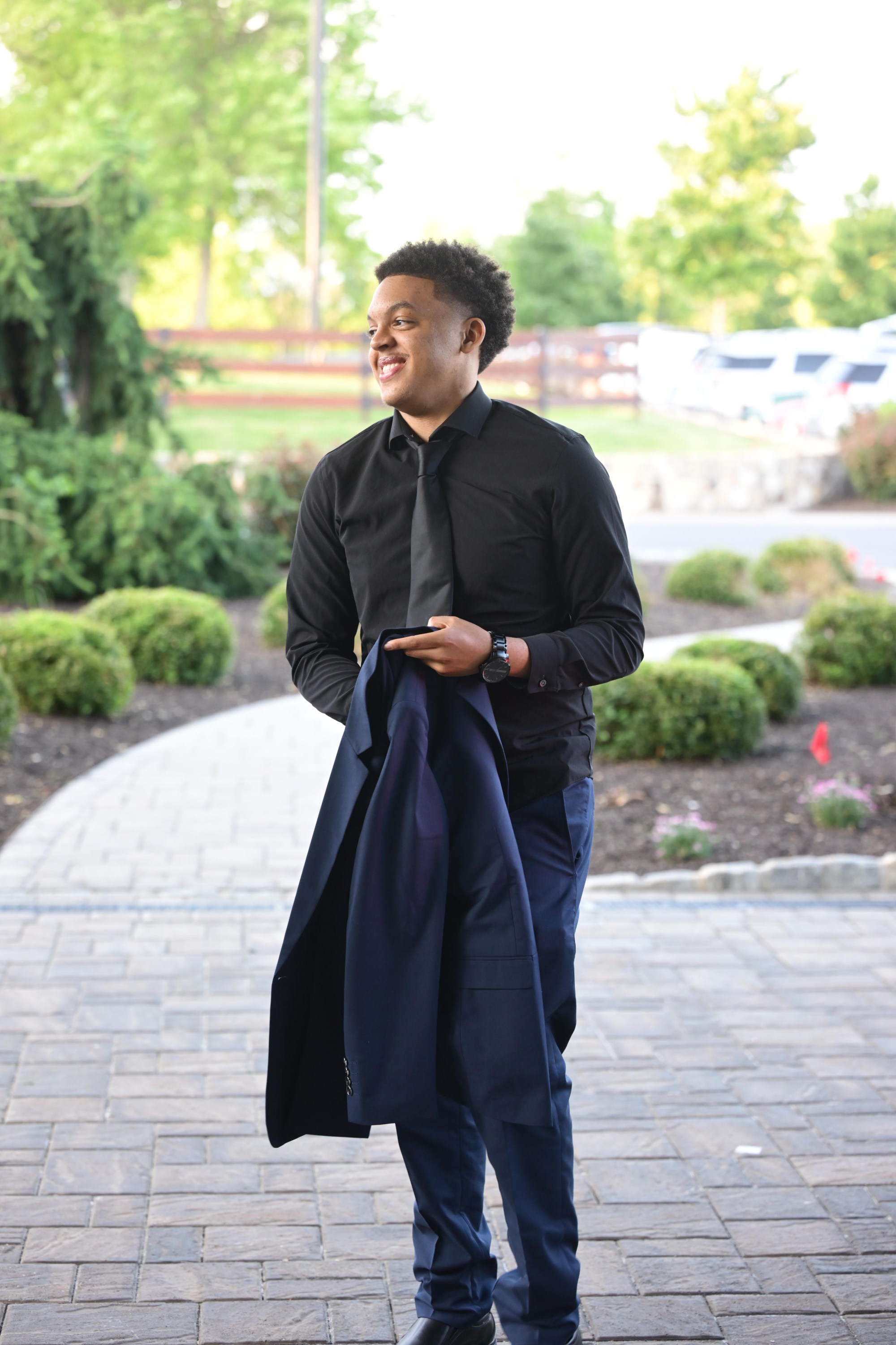 Executive Education Academy Charter School held its 2026 prom Friday, May 29, at The Club at Twin Lakes in North Whitehall Township. Students and their guests arrive to the big night. (Monica Cabrera/The Morning Call)