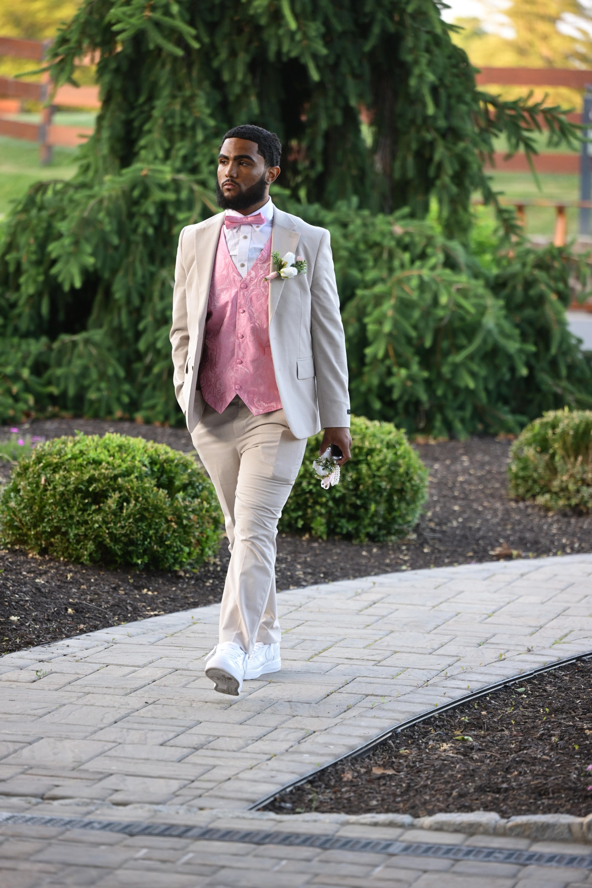 Executive Education Academy Charter School held its 2026 prom Friday, May 29, at The Club at Twin Lakes in North Whitehall Township. Students and their guests arrive to the big night. (Monica Cabrera/The Morning Call)