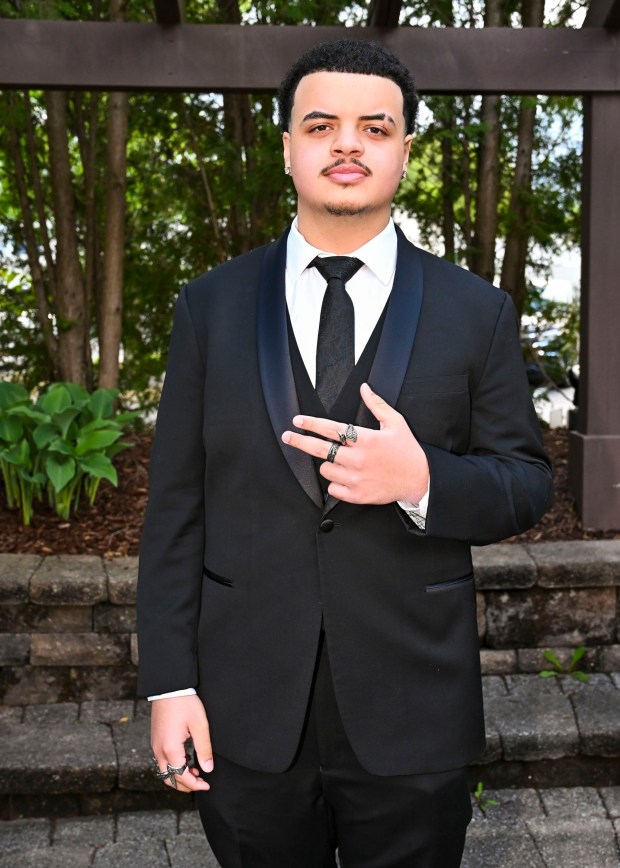 Lincoln Leadership Academy held its prom Thursday, April 30, 2026, at Blue Grillhouse in Bethlehem Township. Students and their guests arrive to the big night. (April Gamiz/The Morning Call)