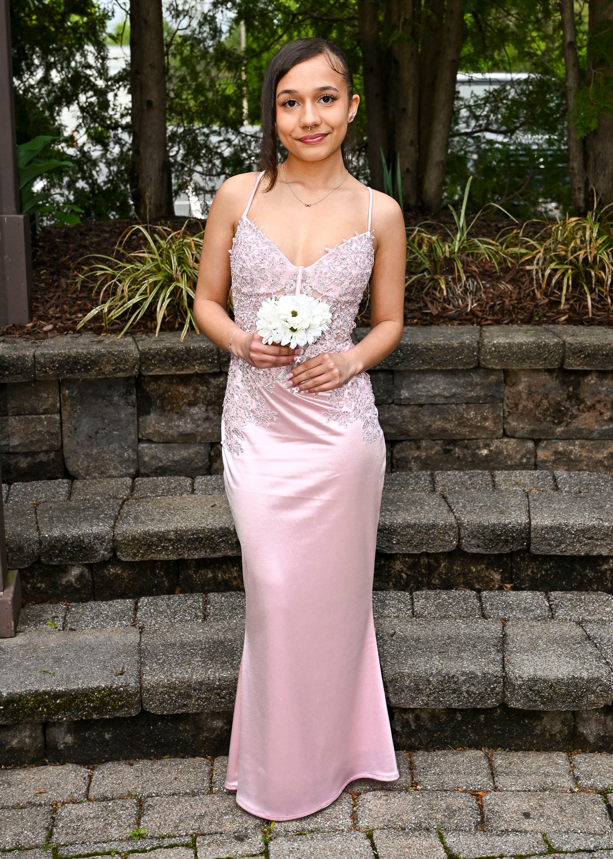 Lincoln Leadership Academy held its prom Thursday, April 30, 2026, at Blue Grillhouse in Bethlehem Township. Students and their guests arrive to the big night. (April Gamiz/The Morning Call)