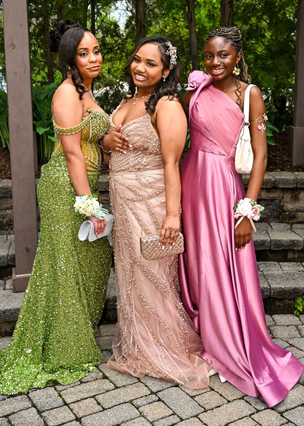 Lincoln Leadership Academy held its prom Thursday, April 30, 2026, at Blue Grillhouse in Bethlehem Township. Students and their guests arrive to the big night. (April Gamiz/The Morning Call)