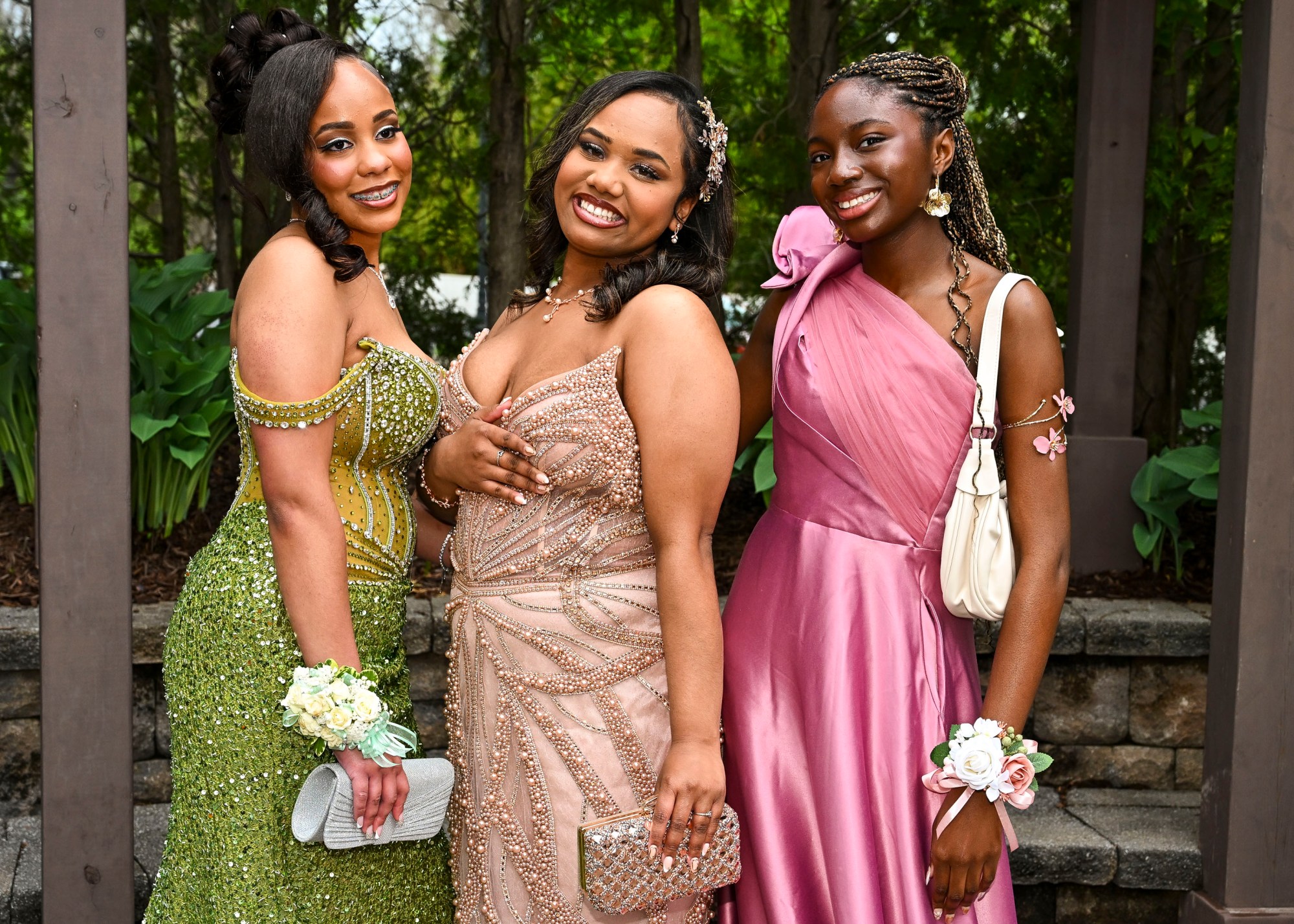 Lincoln Leadership Academy held its prom Thursday, April 30, 2026, at Blue Grillhouse in Bethlehem Township. Students and their guests arrive to the big night. (April Gamiz/The Morning Call)