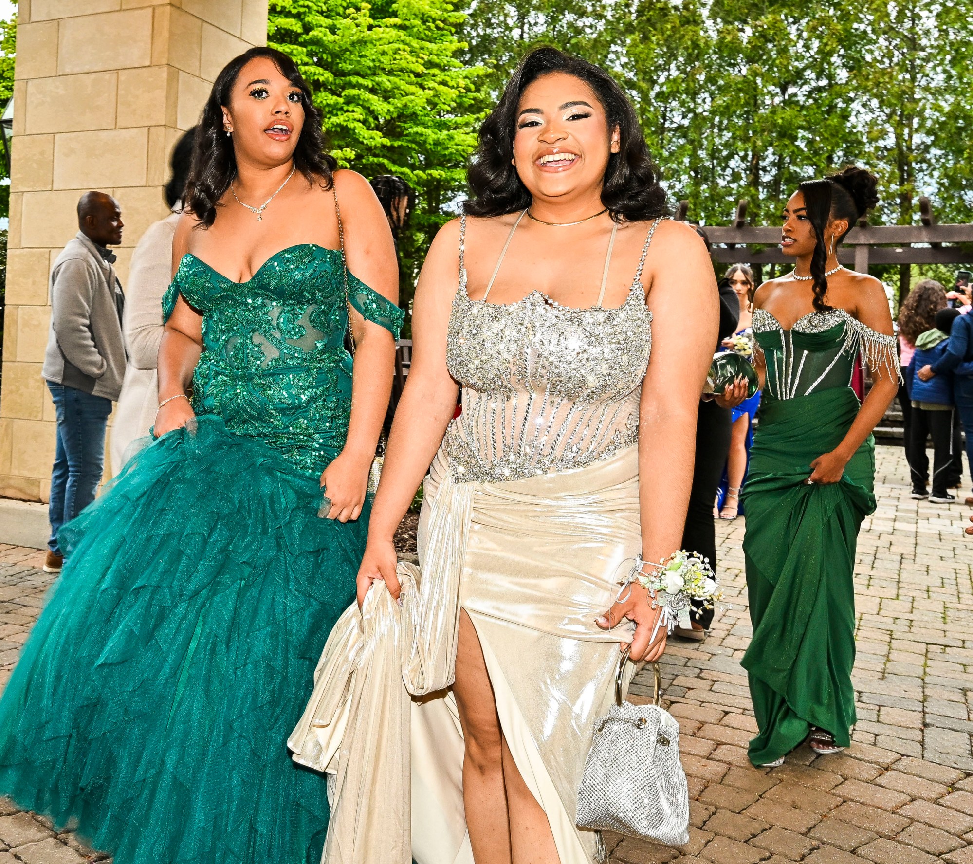 Lincoln Leadership Academy held its prom Thursday, April 30, 2026, at Blue Grillhouse in Bethlehem Township. Students and their guests arrive to the big night. (April Gamiz/The Morning Call)