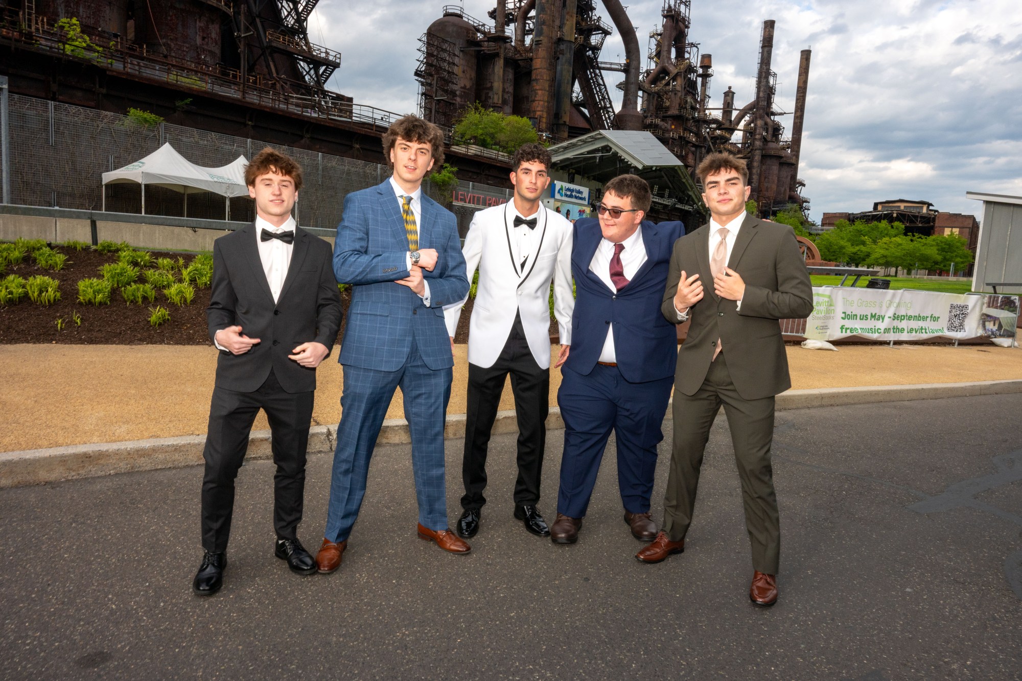 Nazareth Area High School held its prom on Friday, May 8, 2026, at SteelStacks in Bethlehem. Students and their guests arrive to the big night.(Jonathan Broady/Special to The Morning Call)