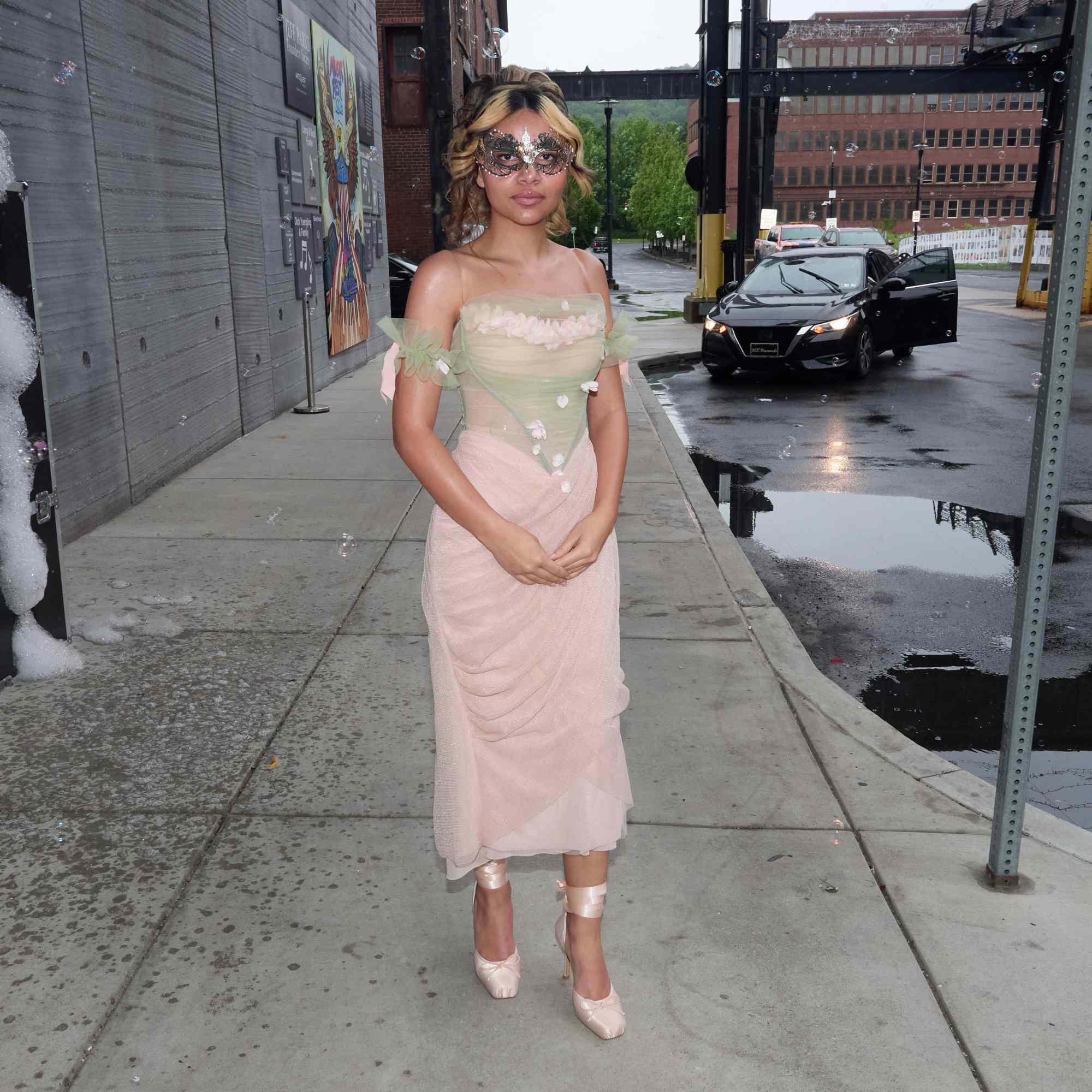 Northampton Area High School held its 2026 prom Saturday, May 23, at SteelStack in Bethlehem. Students and their guests arrive to the big night. (David Garrett/Special to The Morning Call)