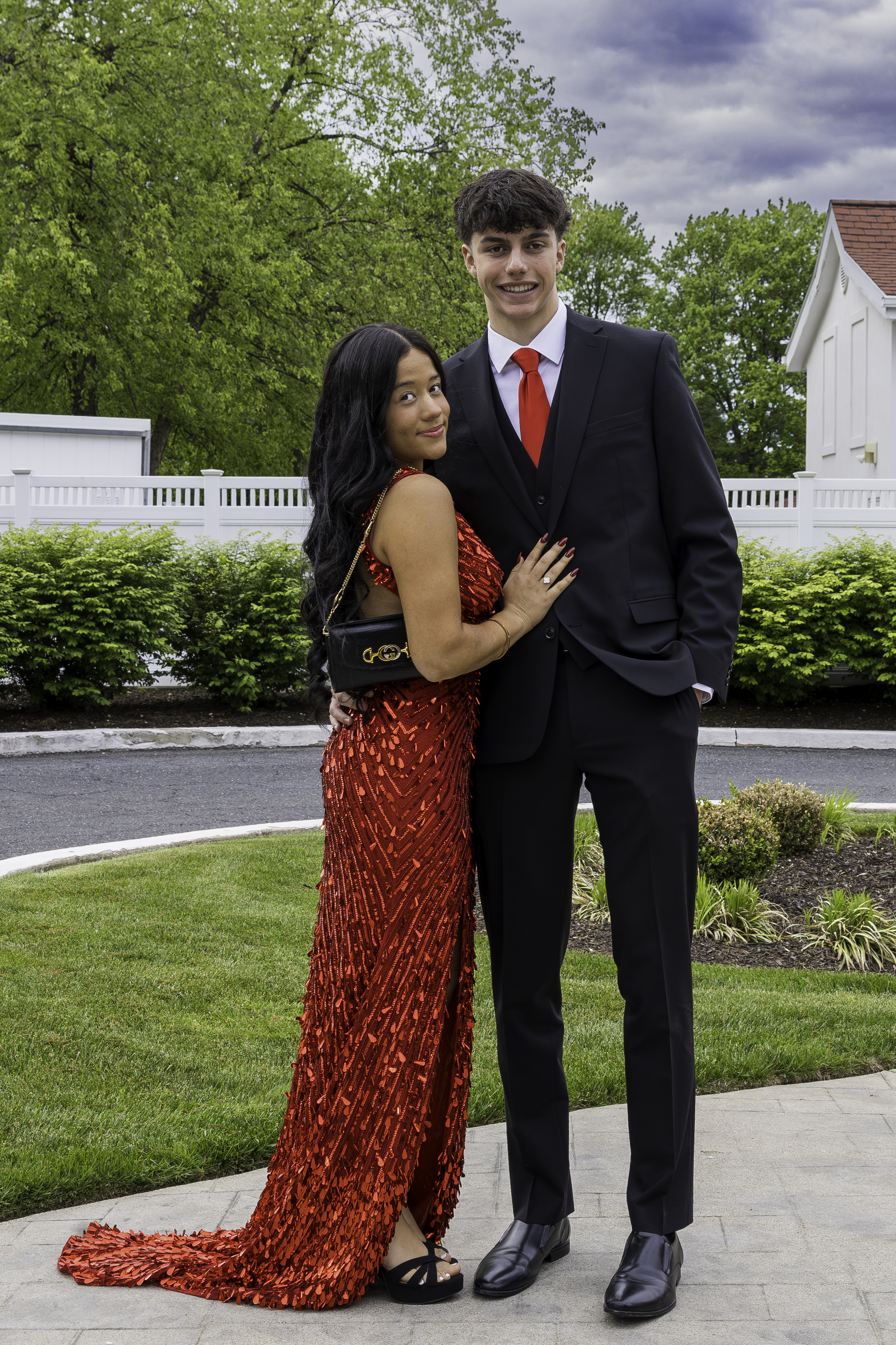 Notre Dame High School-Green Pond held its 2026 prom Friday, May 15, at Northampton Country Club in Bethlehem Township. Students and their guests arrive to the big night. (Jennifer Bogari/Christmas City Studio)